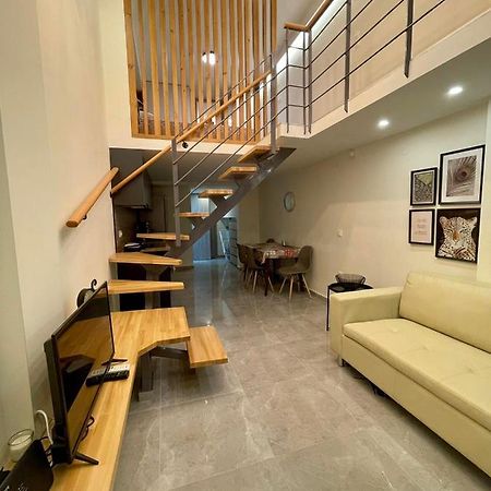Minimal Two-Floor Apartment Selanik Dış mekan fotoğraf