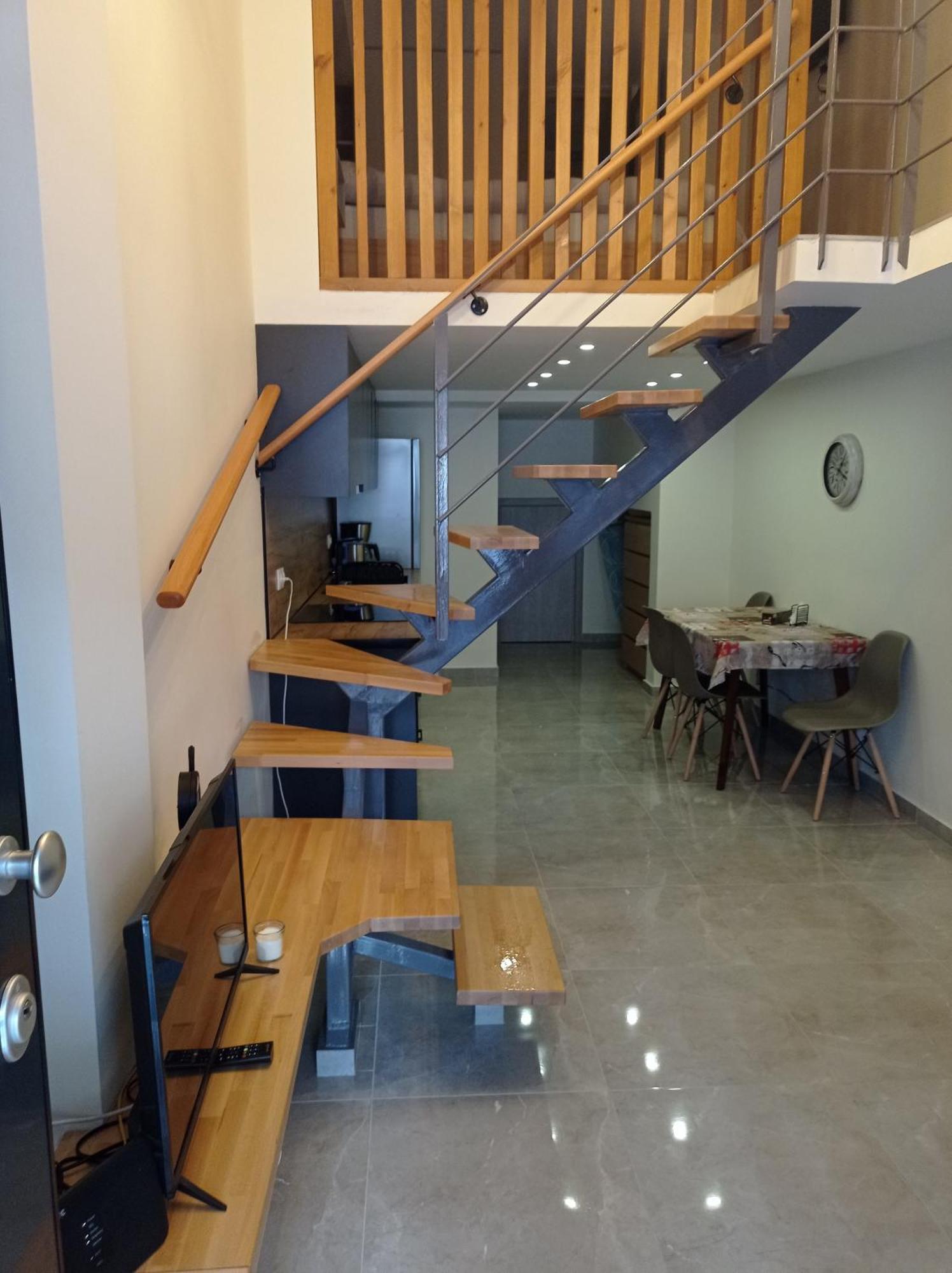 Minimal Two-Floor Apartment Selanik Dış mekan fotoğraf
