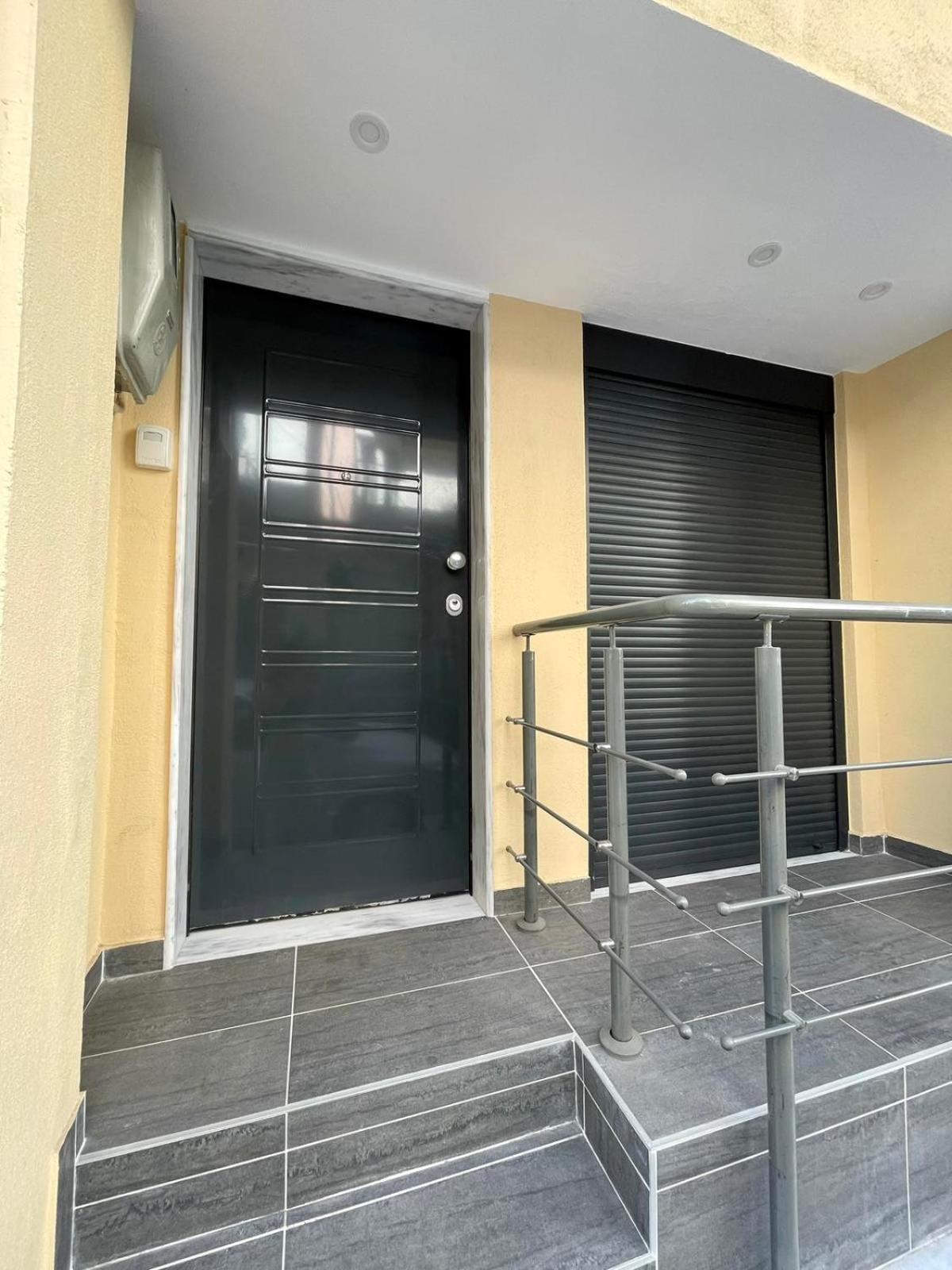 Minimal Two-Floor Apartment Selanik Dış mekan fotoğraf